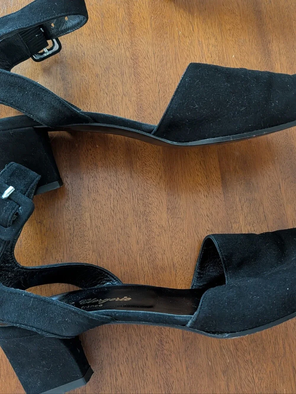 Robert Clergerie Blk Suede Ankle Strap Shoe. US 6.5. EUC. Gorgeous.